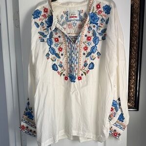 Johnny Was Floral Embroidered Cream Tunic